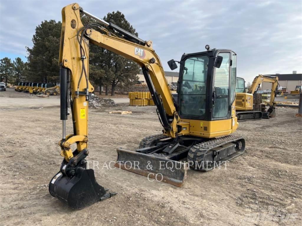 CAT 304 CRCB 大型油圧ショベル12t以上（パワーショベル・ユンボ）