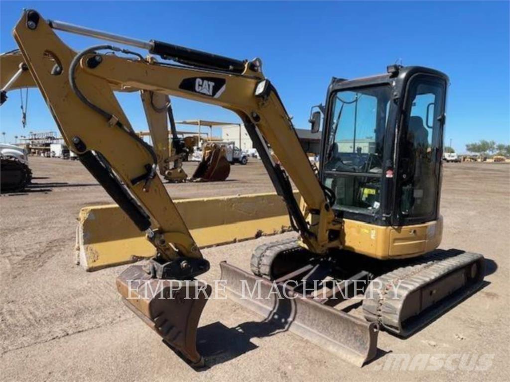 CAT 304D 大型油圧ショベル12t以上（パワーショベル・ユンボ）