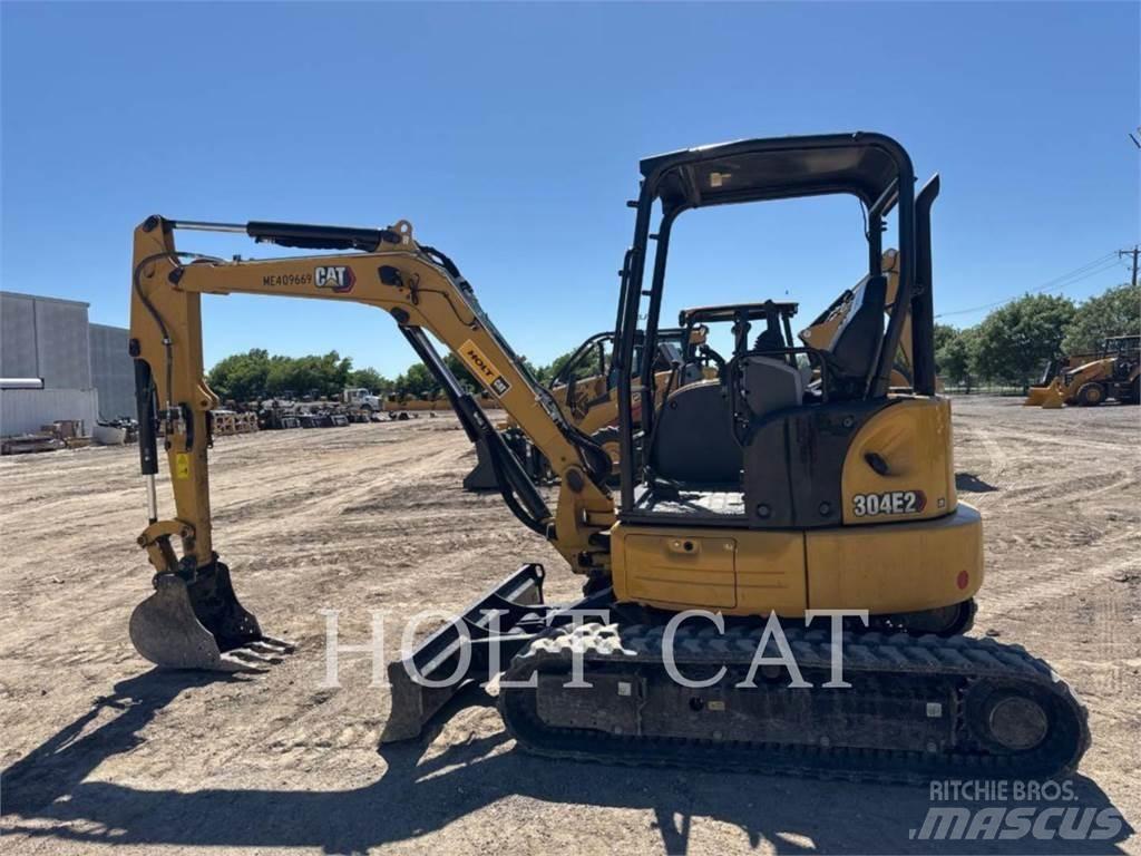 CAT 304E CR 大型油圧ショベル12t以上（パワーショベル・ユンボ）