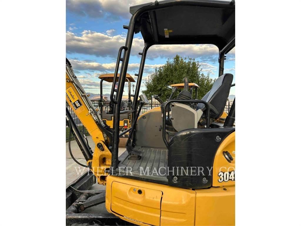 CAT 304E2 C1TH 大型油圧ショベル12t以上（パワーショベル・ユンボ）