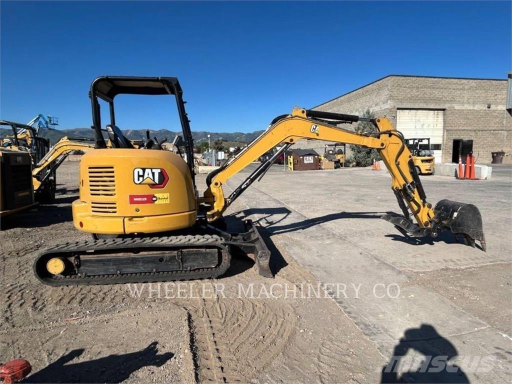 CAT 304E2 C1TH 大型油圧ショベル12t以上（パワーショベル・ユンボ）