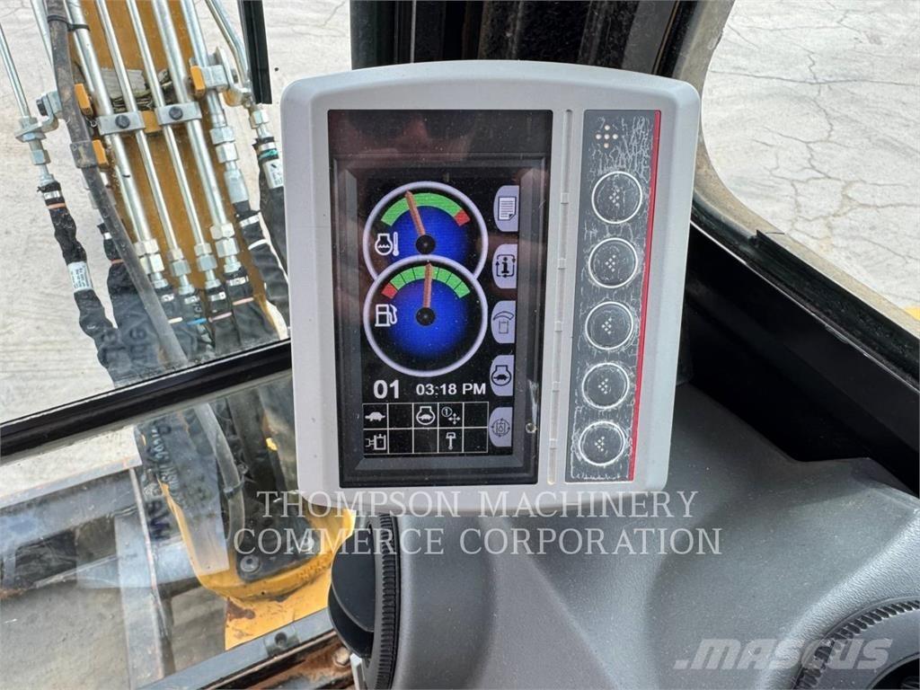 CAT 304E2CR 大型油圧ショベル12t以上（パワーショベル・ユンボ）