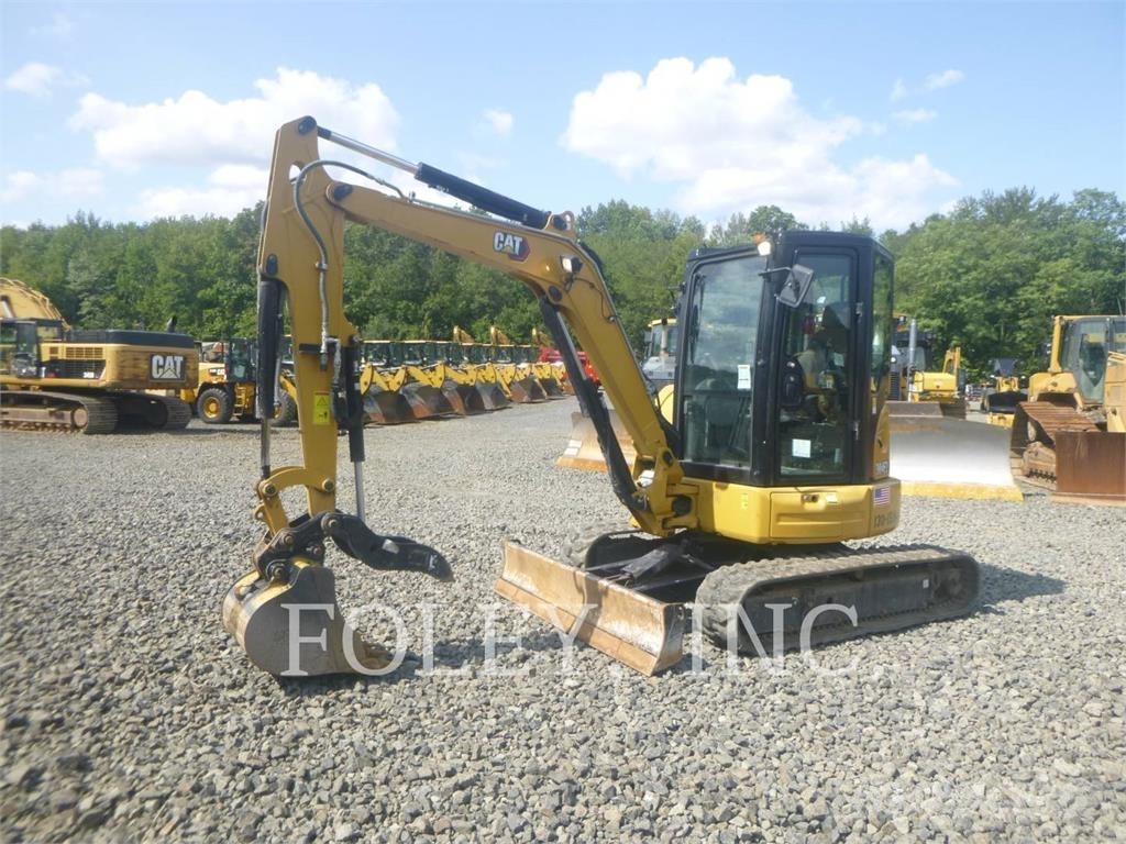 CAT 304E2CR 大型油圧ショベル12t以上（パワーショベル・ユンボ）