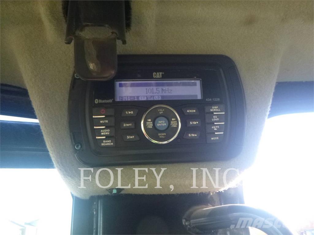 CAT 304E2CR 大型油圧ショベル12t以上（パワーショベル・ユンボ）