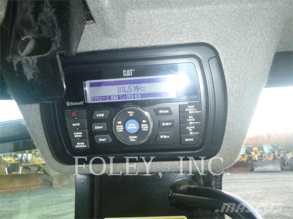 CAT 304E2CR 大型油圧ショベル12t以上（パワーショベル・ユンボ）