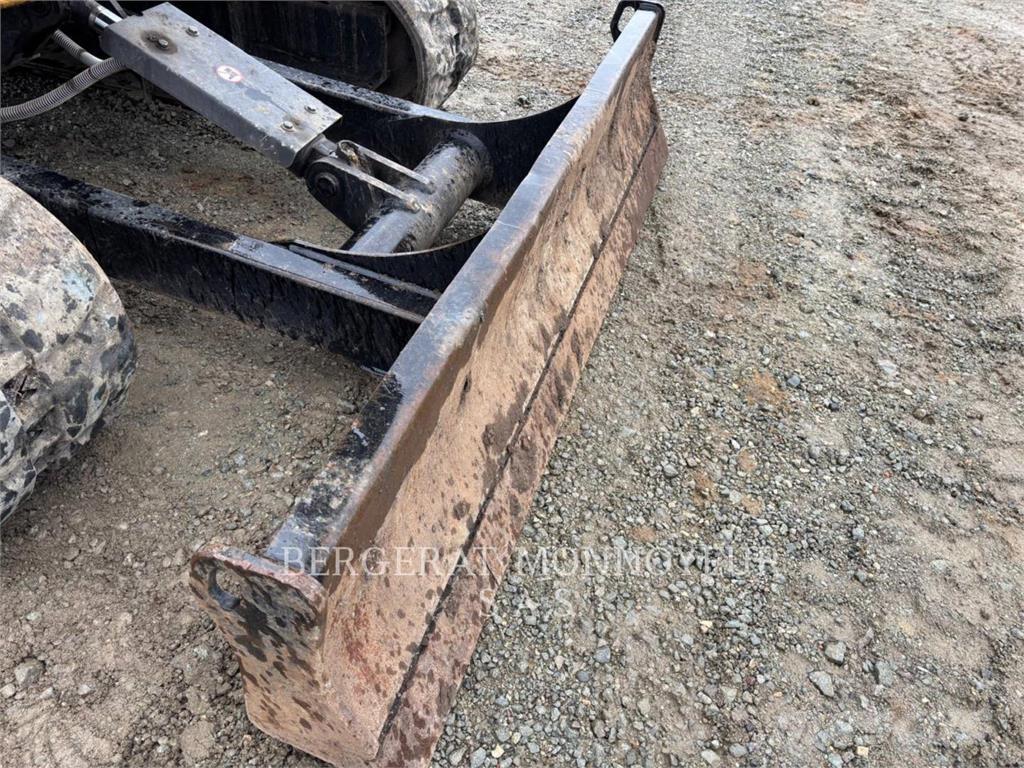 CAT 305 大型油圧ショベル12t以上（パワーショベル・ユンボ）