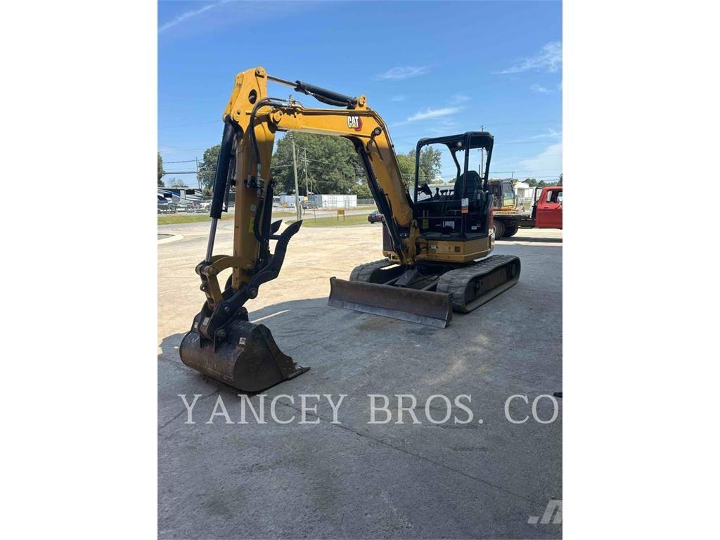 CAT 305 大型油圧ショベル12t以上（パワーショベル・ユンボ）