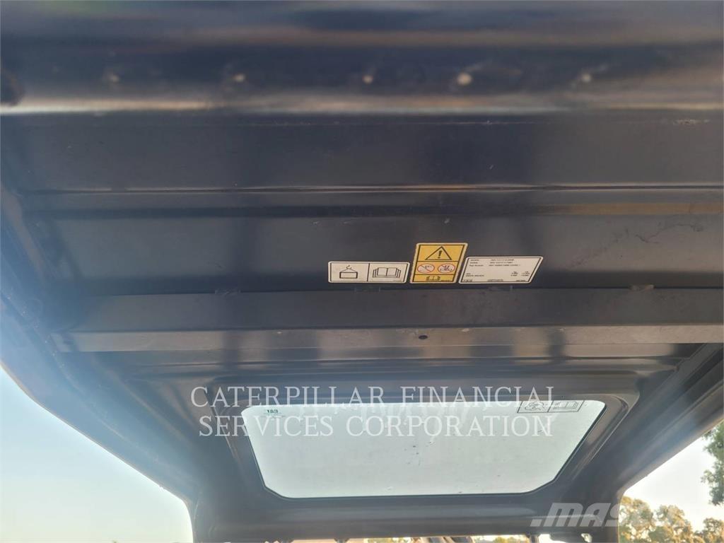 CAT 305-07CR 大型油圧ショベル12t以上（パワーショベル・ユンボ）