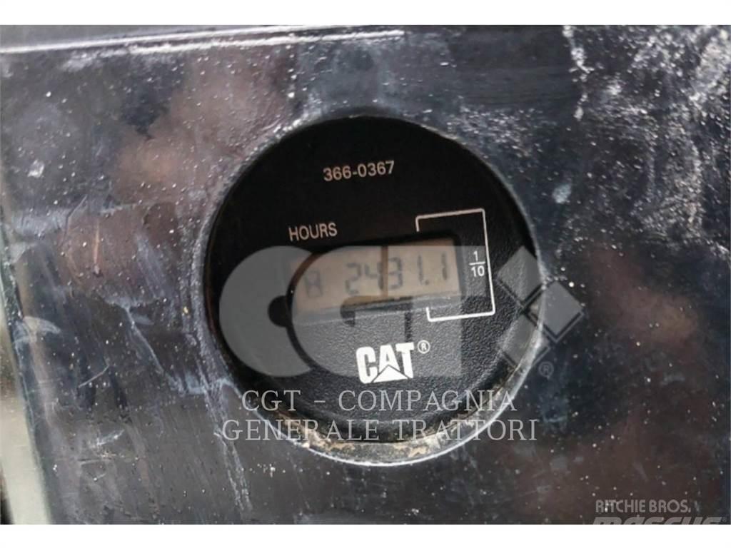 CAT 305.5 E2 大型油圧ショベル12t以上（パワーショベル・ユンボ）
