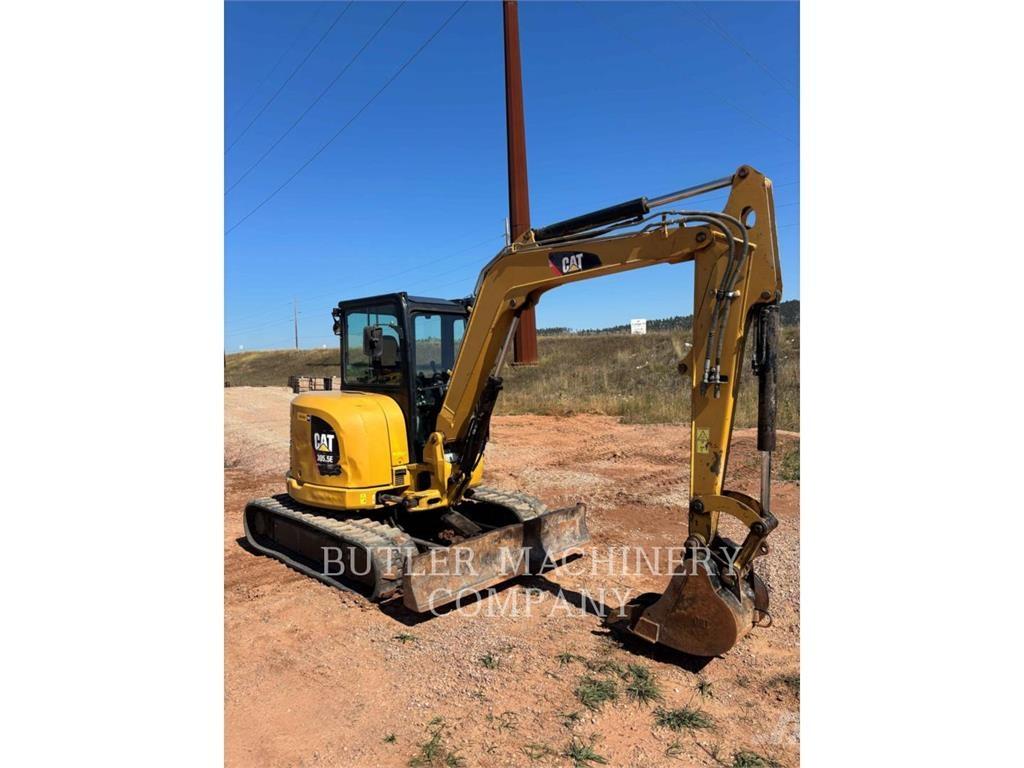 CAT 305.5E 大型油圧ショベル12t以上（パワーショベル・ユンボ）