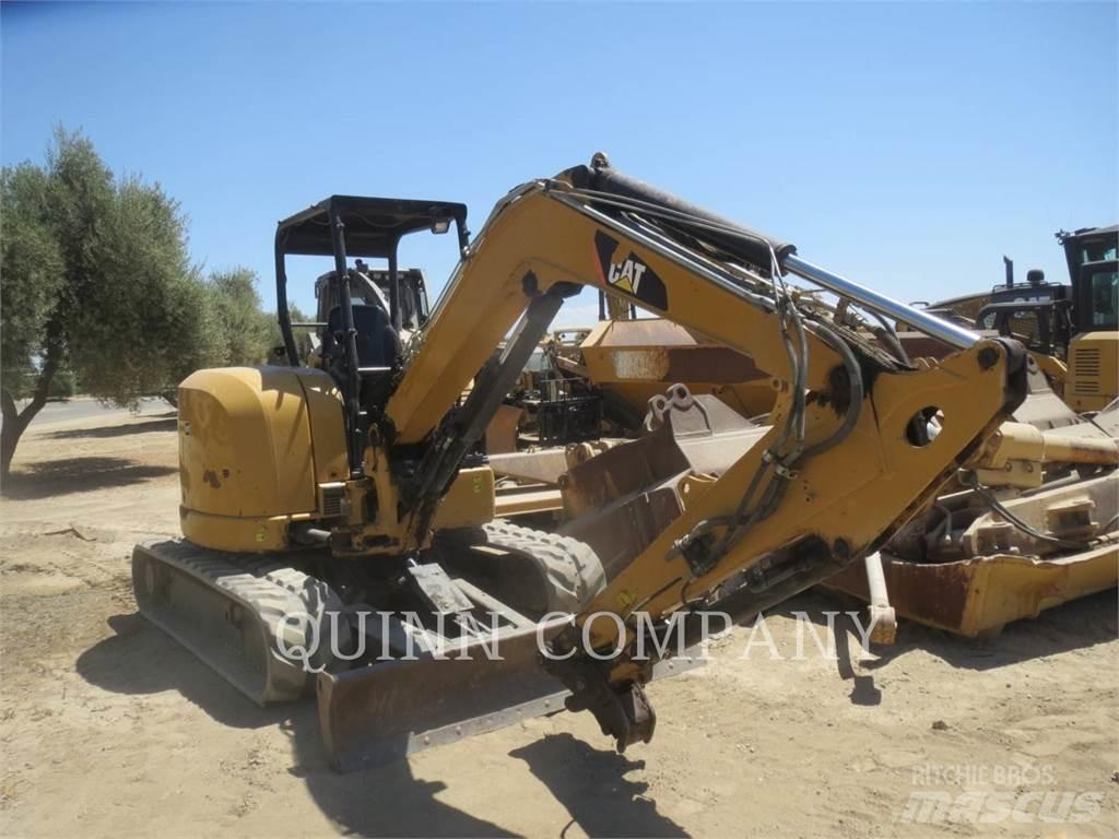 CAT 305.5E2 大型油圧ショベル12t以上（パワーショベル・ユンボ）