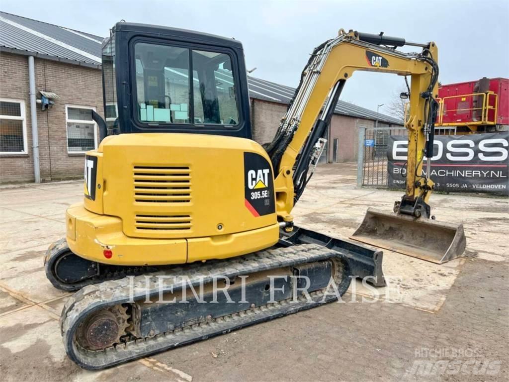 CAT 305.5E2 大型油圧ショベル12t以上（パワーショベル・ユンボ）
