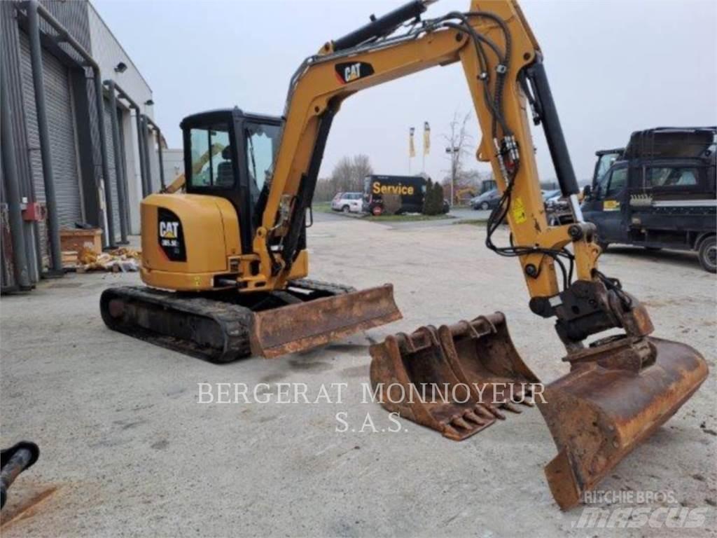 CAT 305.5E2 大型油圧ショベル12t以上（パワーショベル・ユンボ）