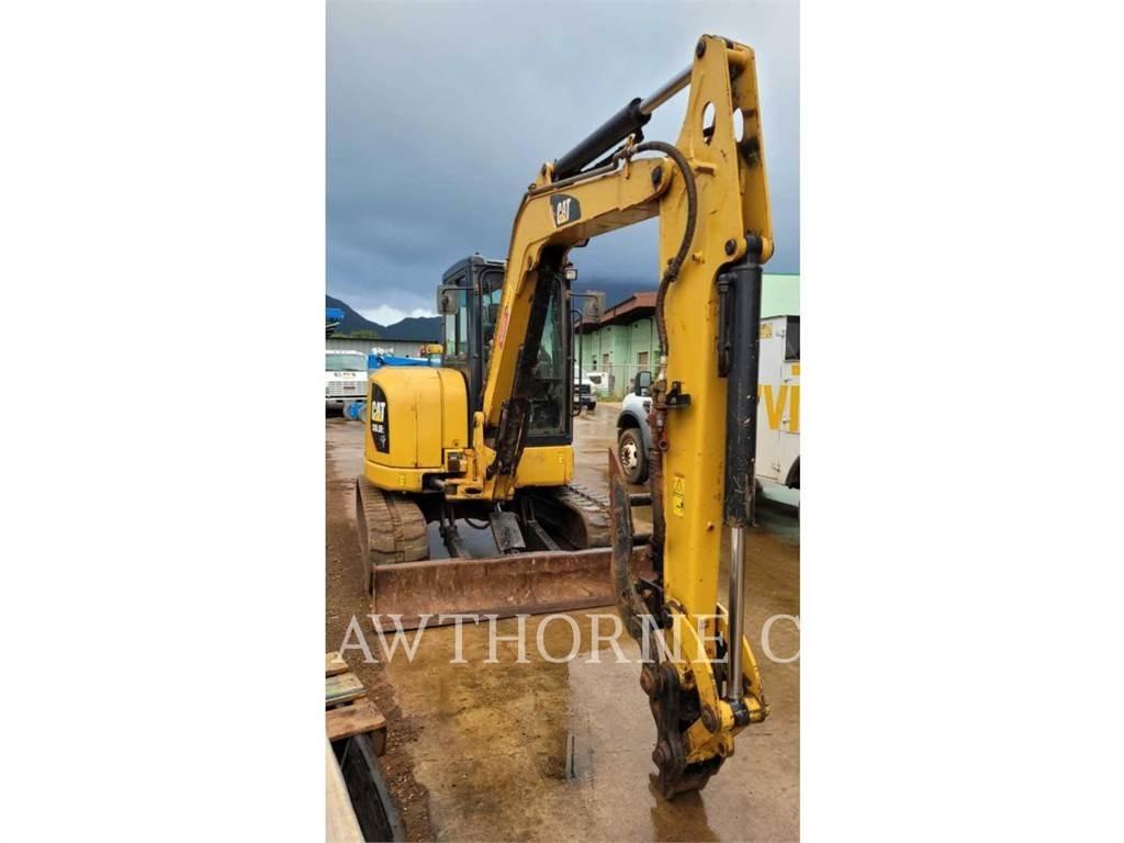 CAT 305.5E2 大型油圧ショベル12t以上（パワーショベル・ユンボ）