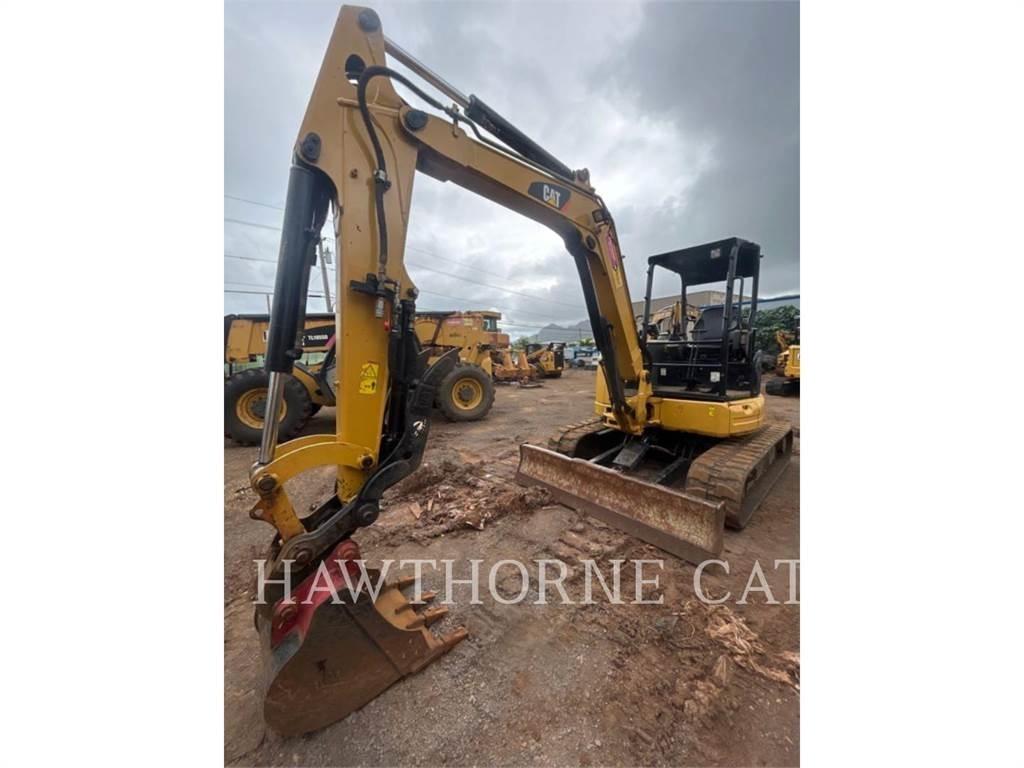 CAT 305.5E2 大型油圧ショベル12t以上（パワーショベル・ユンボ）