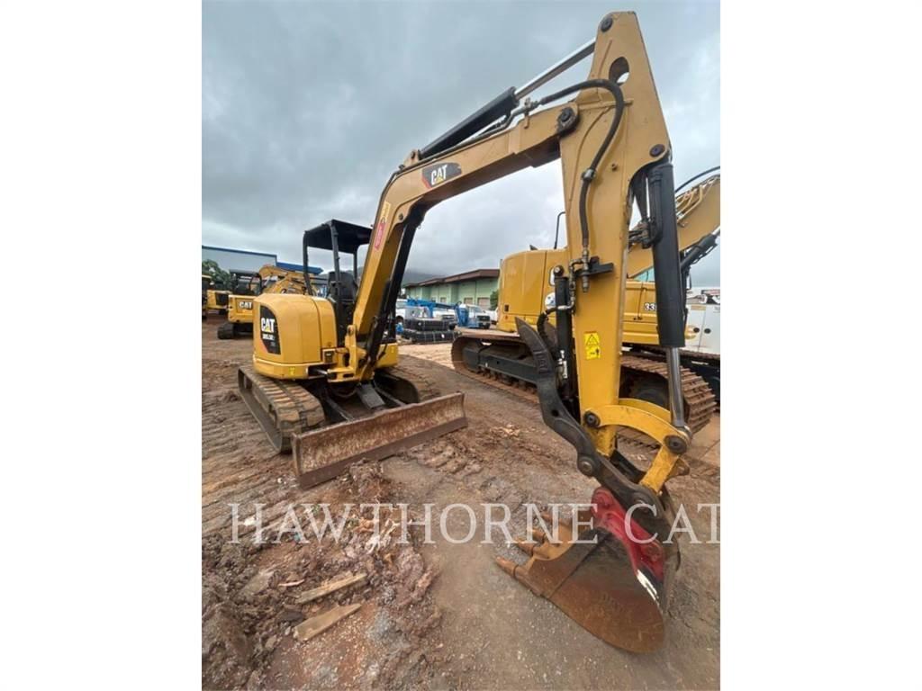 CAT 305.5E2 大型油圧ショベル12t以上（パワーショベル・ユンボ）