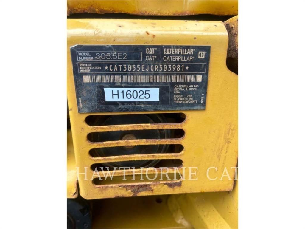 CAT 305.5E2 大型油圧ショベル12t以上（パワーショベル・ユンボ）