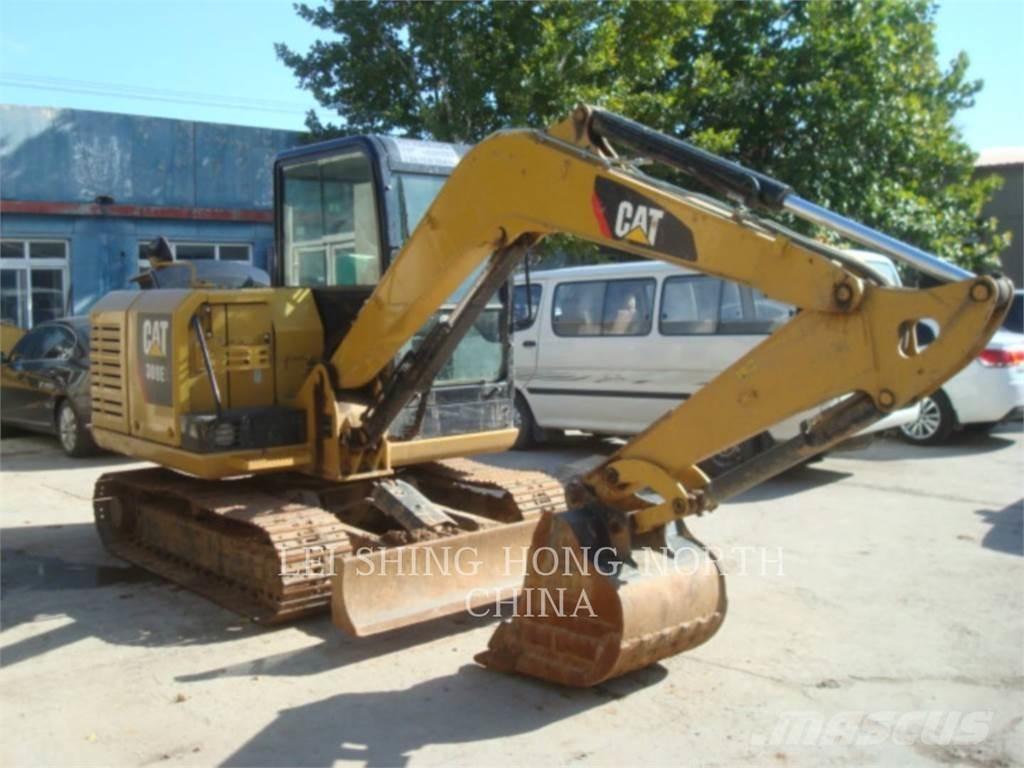 CAT 305.5E2 大型油圧ショベル12t以上（パワーショベル・ユンボ）