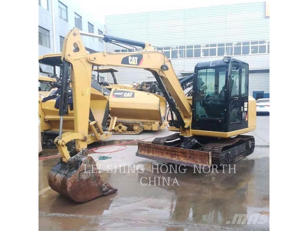 CAT 305.5E2 大型油圧ショベル12t以上（パワーショベル・ユンボ）
