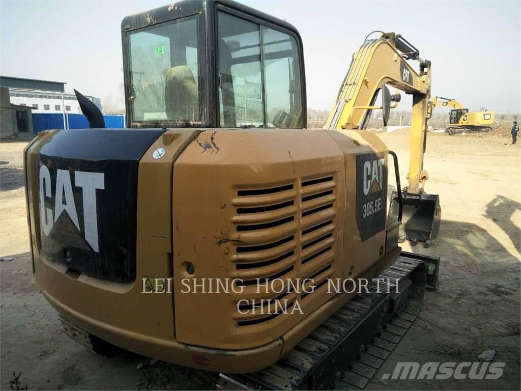 CAT 305.5E2 大型油圧ショベル12t以上（パワーショベル・ユンボ）