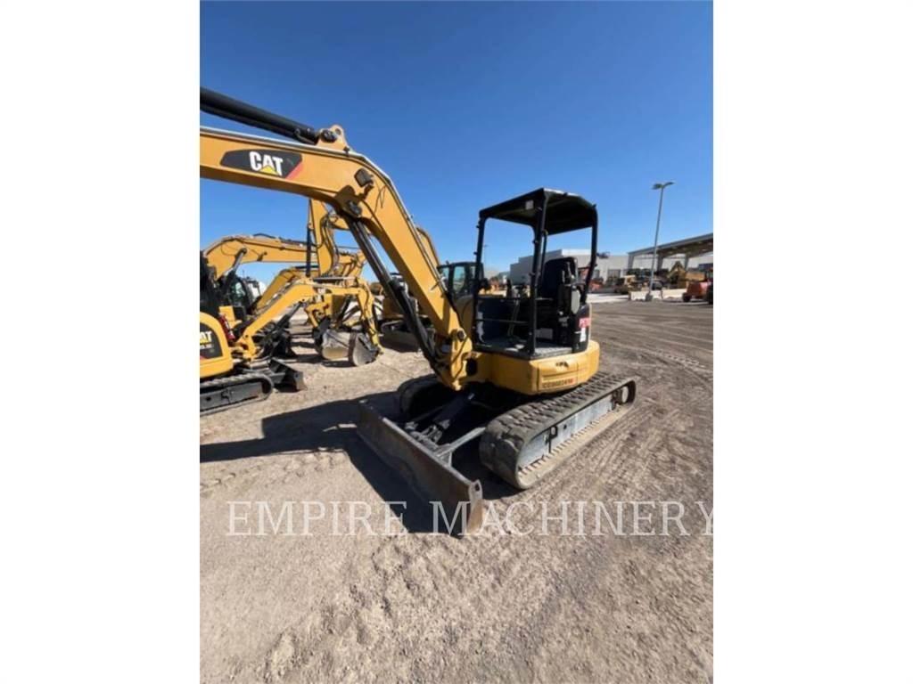 CAT 305.5E2 OR 大型油圧ショベル12t以上（パワーショベル・ユンボ）