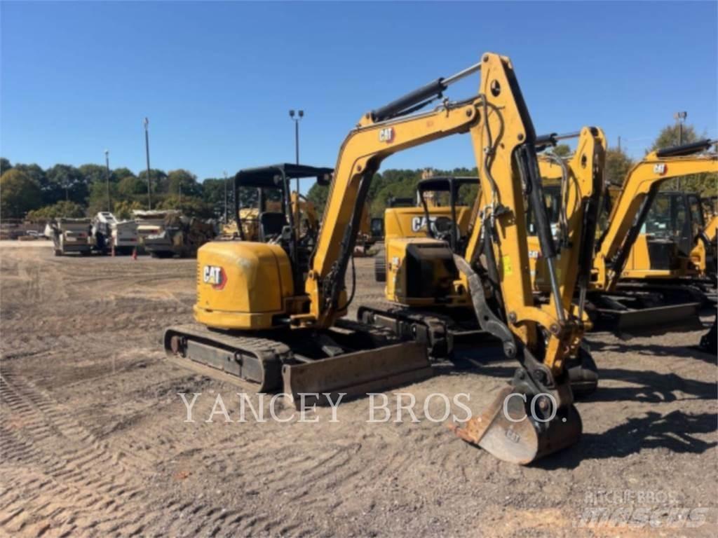 CAT 305.5E2 OS 大型油圧ショベル12t以上（パワーショベル・ユンボ）
