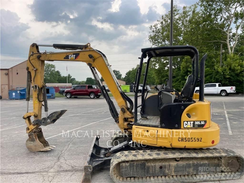 CAT 305.5E2CR 大型油圧ショベル12t以上（パワーショベル・ユンボ）