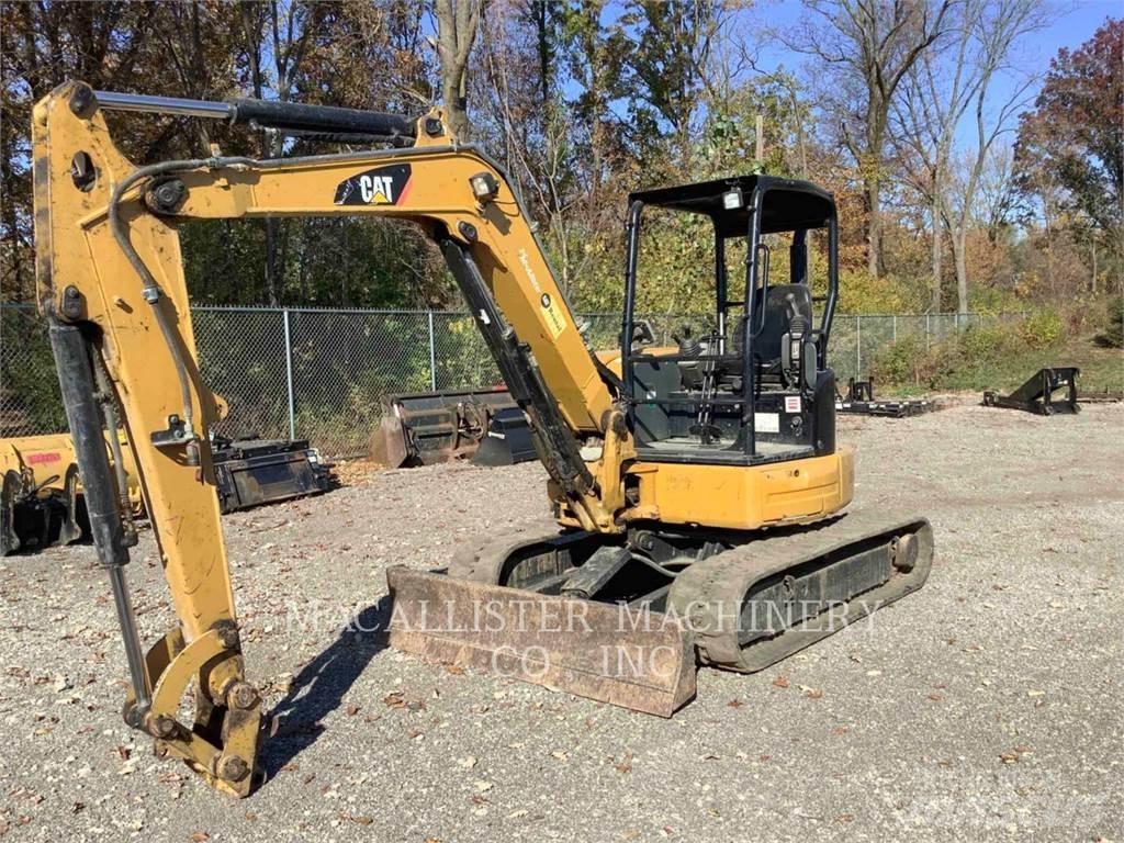 CAT 305.5E2CR 大型油圧ショベル12t以上（パワーショベル・ユンボ）