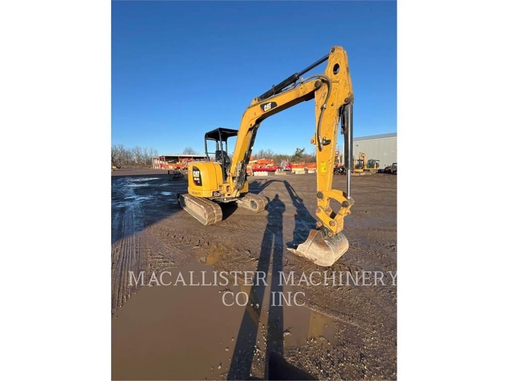 CAT 305.5E2CR 大型油圧ショベル12t以上（パワーショベル・ユンボ）