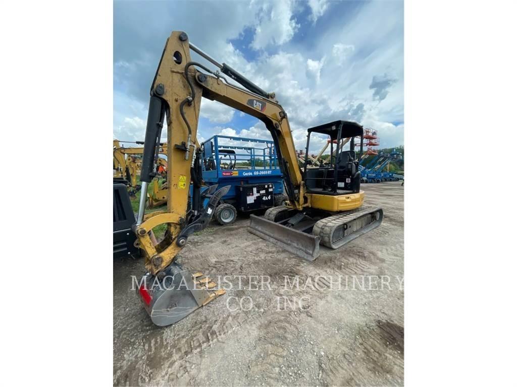 CAT 305.5E2CR 大型油圧ショベル12t以上（パワーショベル・ユンボ）