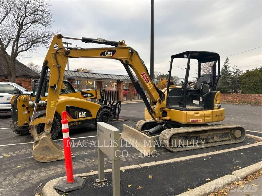 CAT 305.5E2CR 大型油圧ショベル12t以上（パワーショベル・ユンボ）