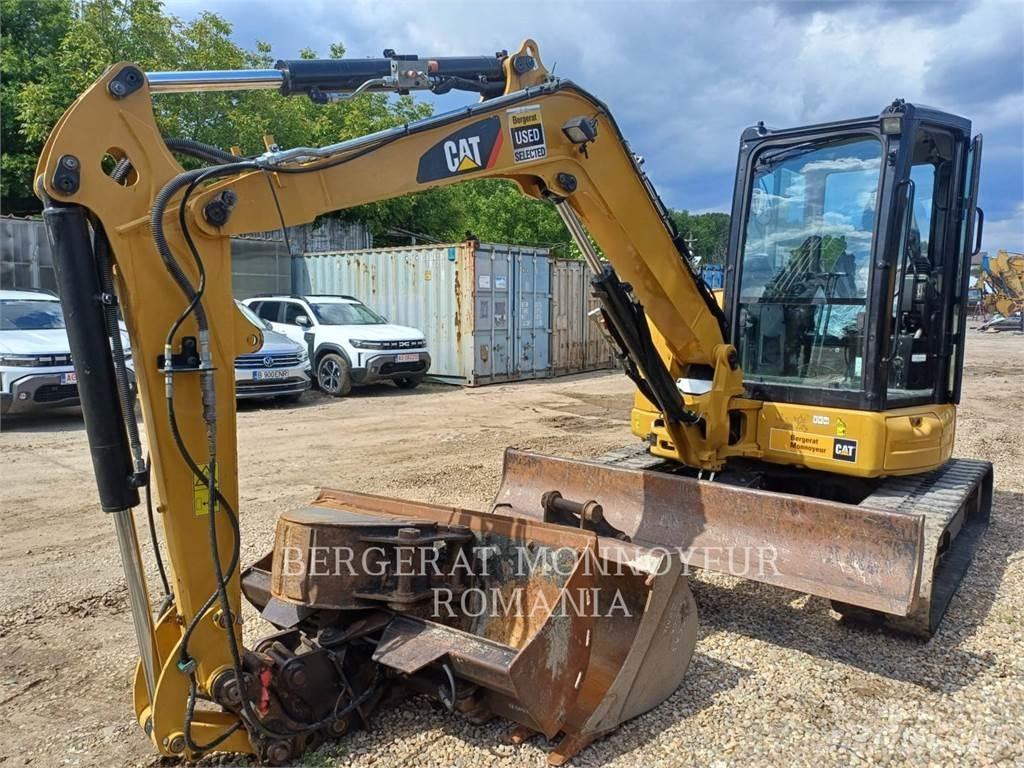 CAT 305.5E2CR 大型油圧ショベル12t以上（パワーショベル・ユンボ）