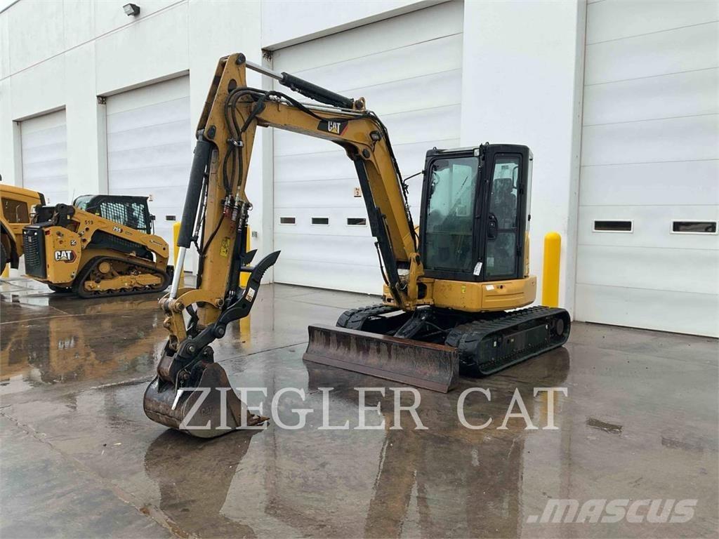 CAT 305.5E2CR 大型油圧ショベル12t以上（パワーショベル・ユンボ）