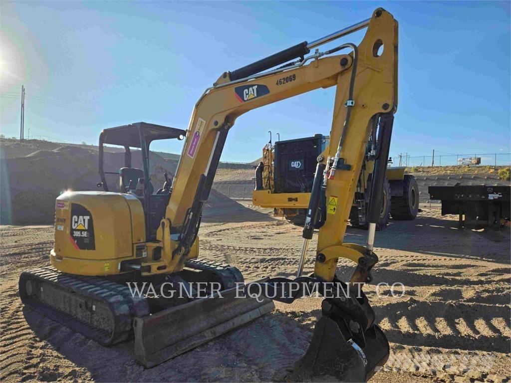CAT 305.5E2CR 大型油圧ショベル12t以上（パワーショベル・ユンボ）