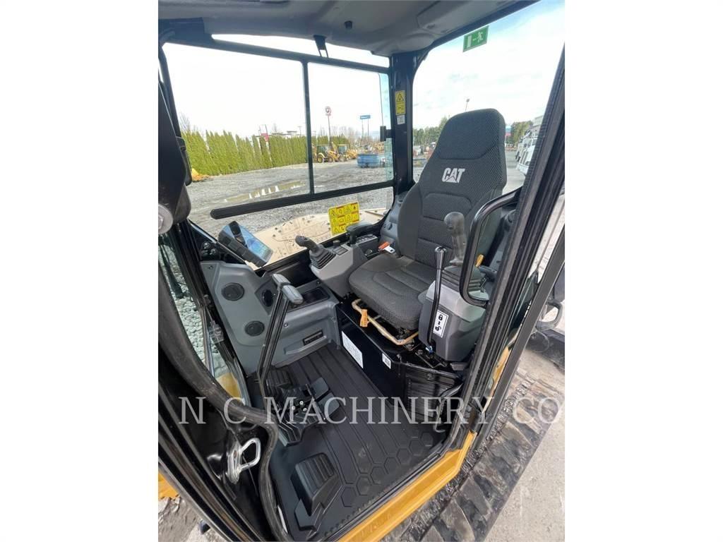 CAT 305 CRCB 大型油圧ショベル12t以上（パワーショベル・ユンボ）