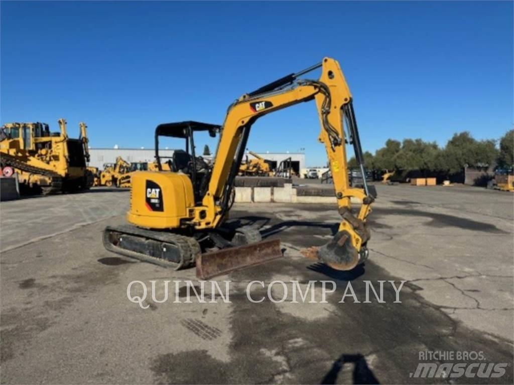 CAT 305E2 大型油圧ショベル12t以上（パワーショベル・ユンボ）