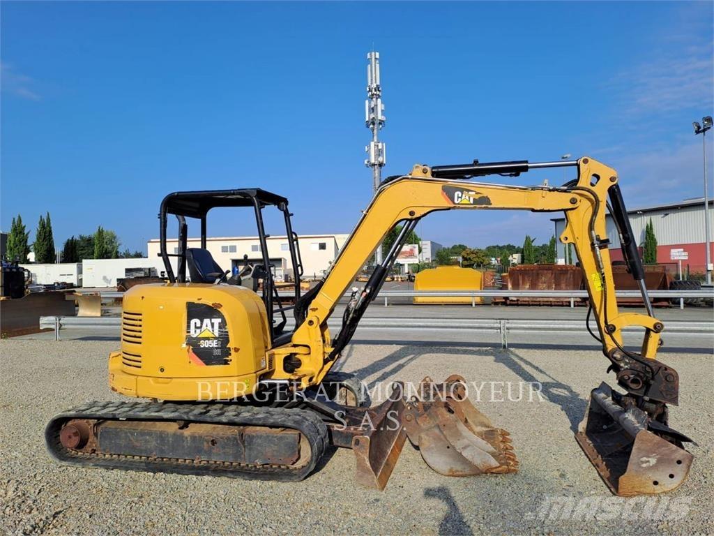 CAT 305E2 大型油圧ショベル12t以上（パワーショベル・ユンボ）