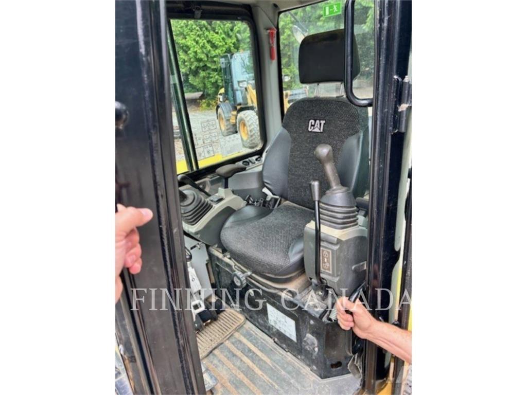 CAT 305E2 大型油圧ショベル12t以上（パワーショベル・ユンボ）