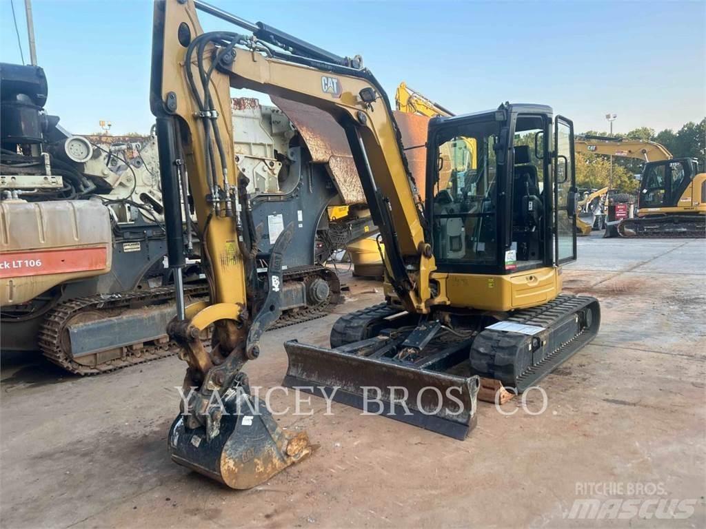 CAT 305E2CR 大型油圧ショベル12t以上（パワーショベル・ユンボ）