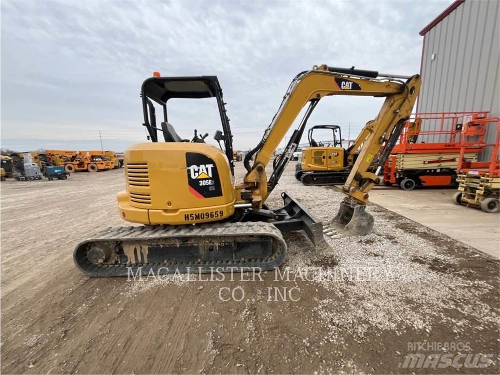 CAT 305E2CR 大型油圧ショベル12t以上（パワーショベル・ユンボ）