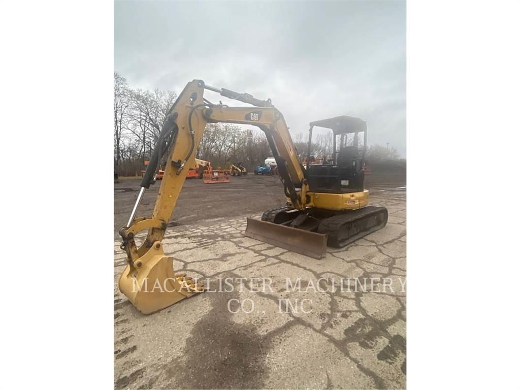CAT 305E2CR 大型油圧ショベル12t以上（パワーショベル・ユンボ）