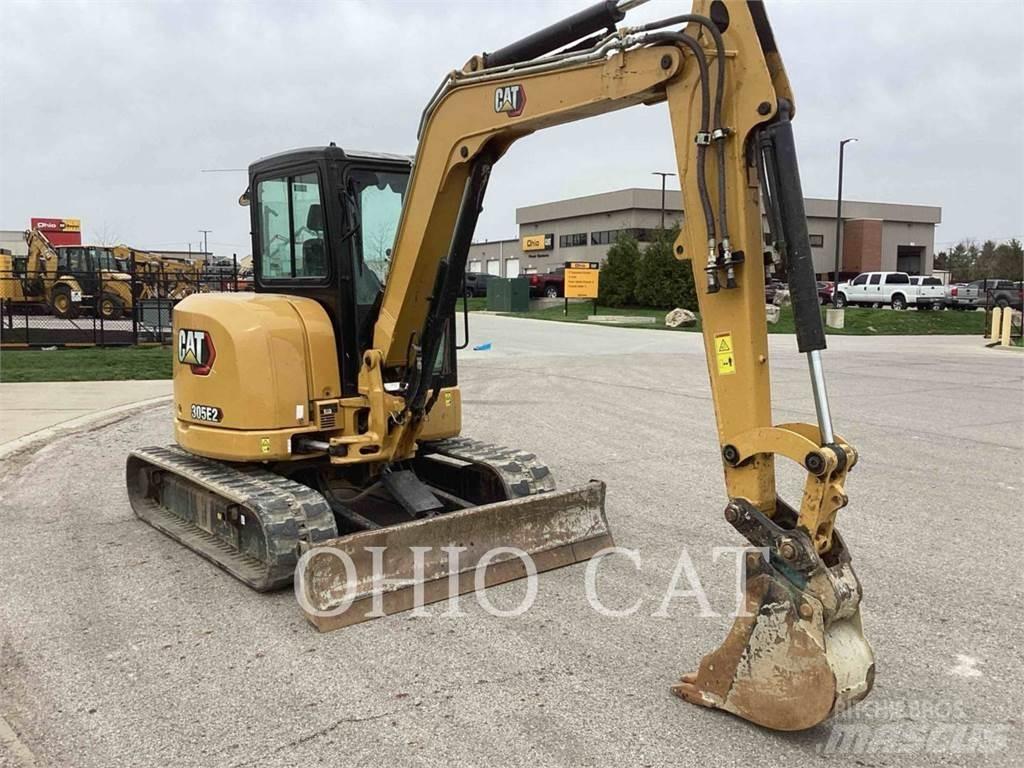 CAT 305E2CR ミニ油圧ショベル 7t以下（ミニユンボ・ミニディガー）
