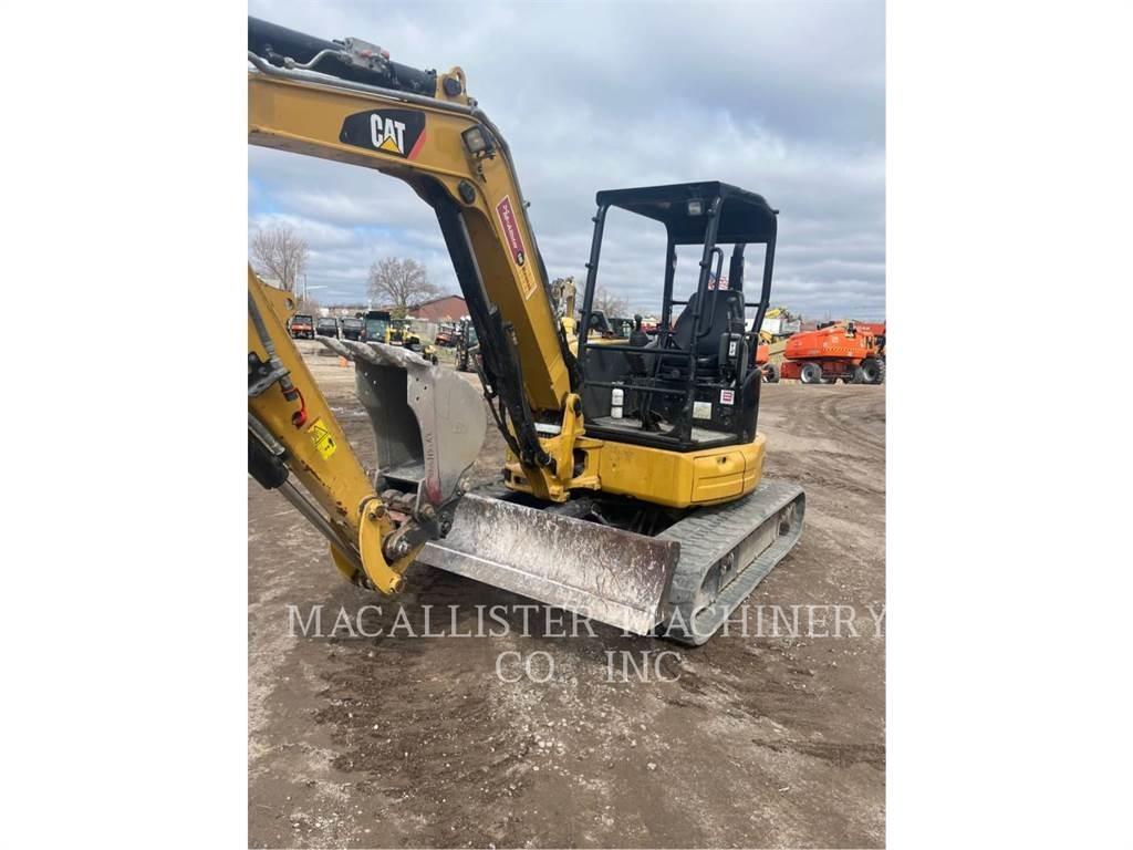 CAT 305E2CR 大型油圧ショベル12t以上（パワーショベル・ユンボ）