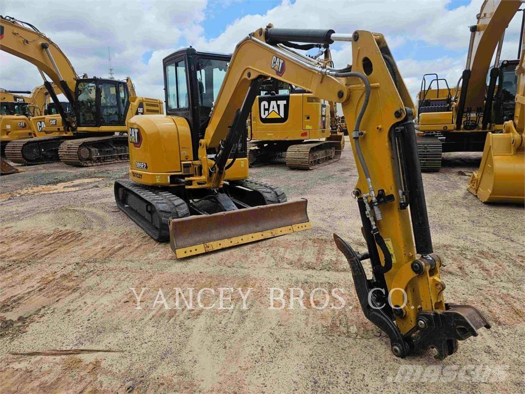 CAT 305E2CR 大型油圧ショベル12t以上（パワーショベル・ユンボ）