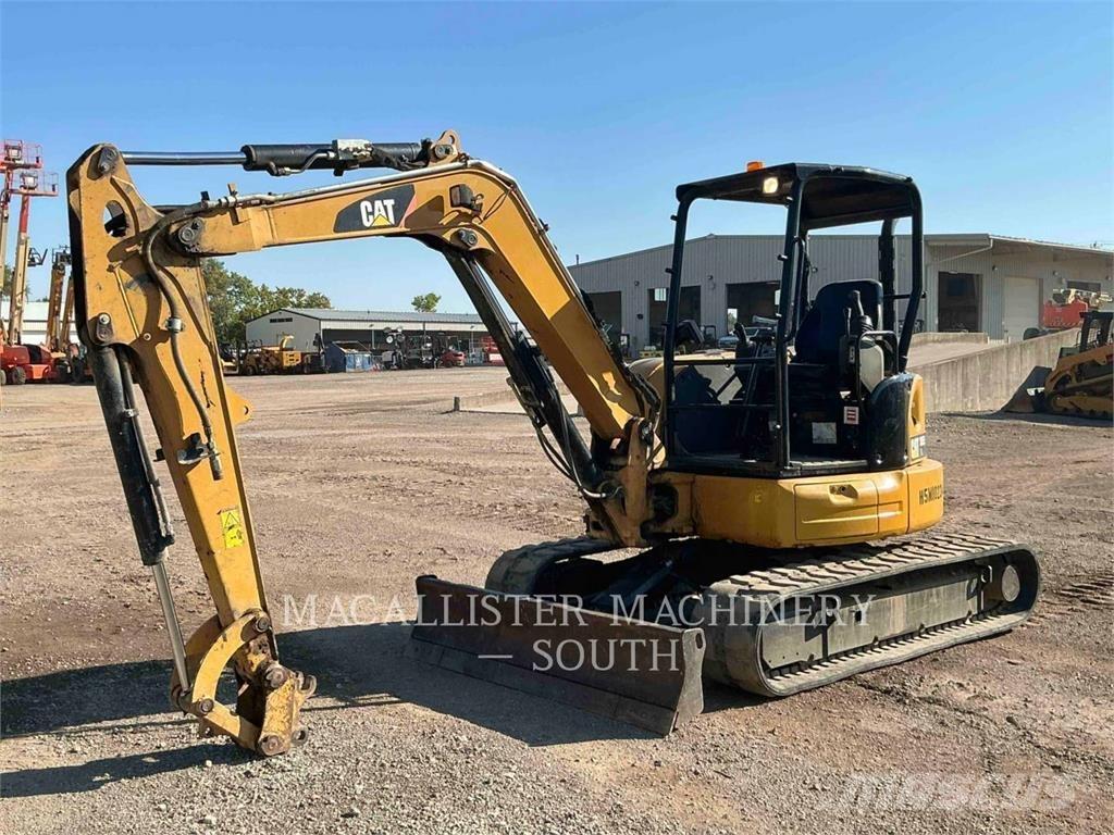 CAT 305E2CR 大型油圧ショベル12t以上（パワーショベル・ユンボ）