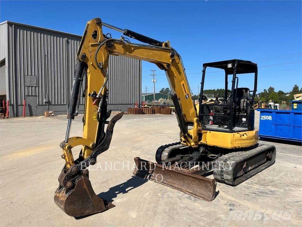 CAT 305E2CR 大型油圧ショベル12t以上（パワーショベル・ユンボ）