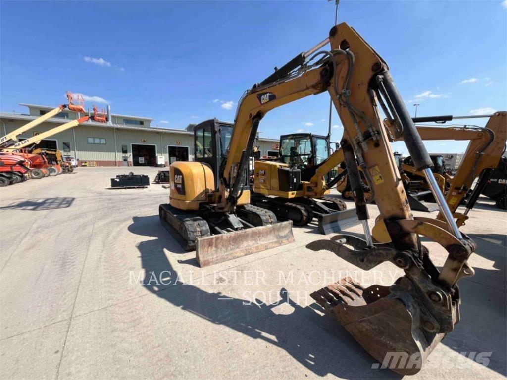 CAT 305E2CR 大型油圧ショベル12t以上（パワーショベル・ユンボ）