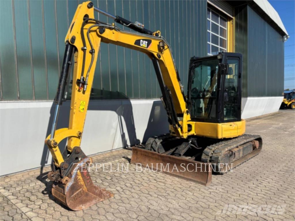 CAT 305ECR 大型油圧ショベル12t以上（パワーショベル・ユンボ）