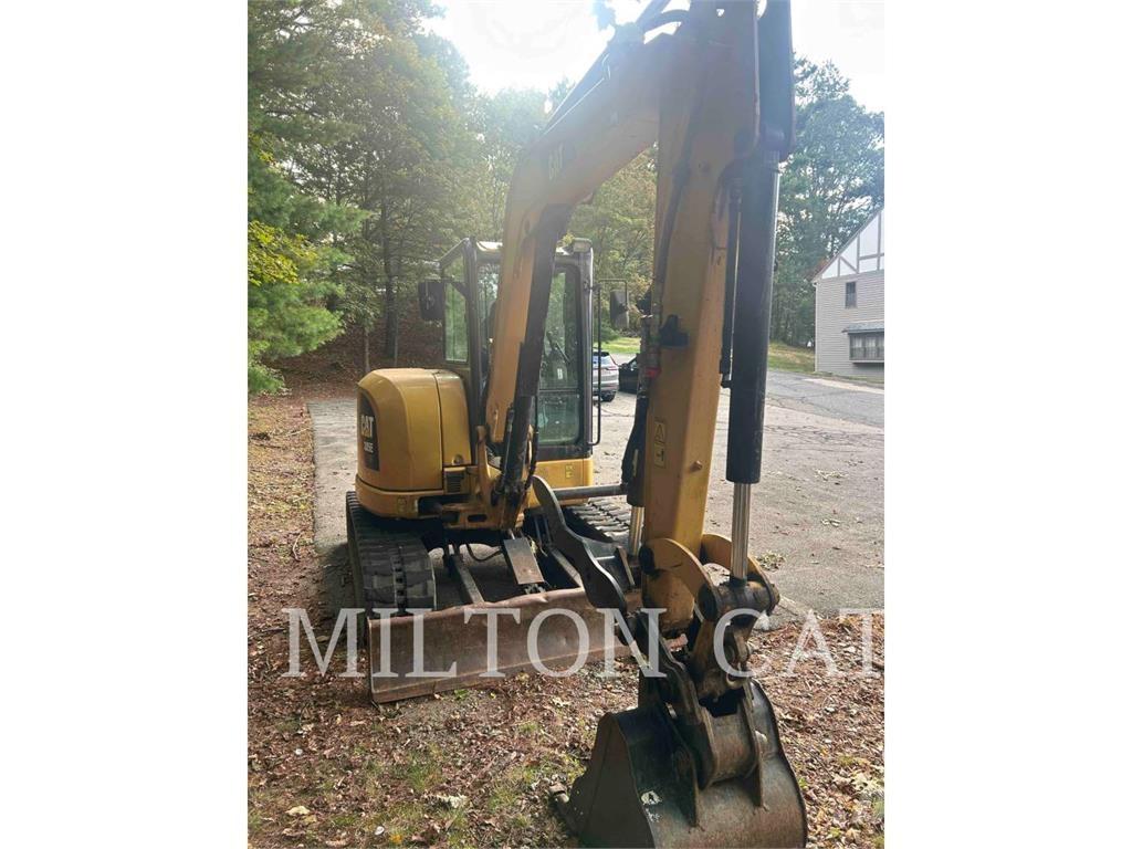 CAT 305ECR 大型油圧ショベル12t以上（パワーショベル・ユンボ）