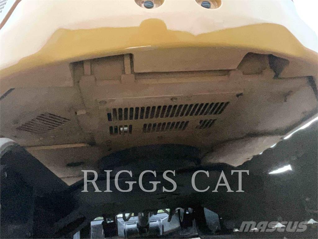 CAT 306 A 大型油圧ショベル12t以上（パワーショベル・ユンボ）